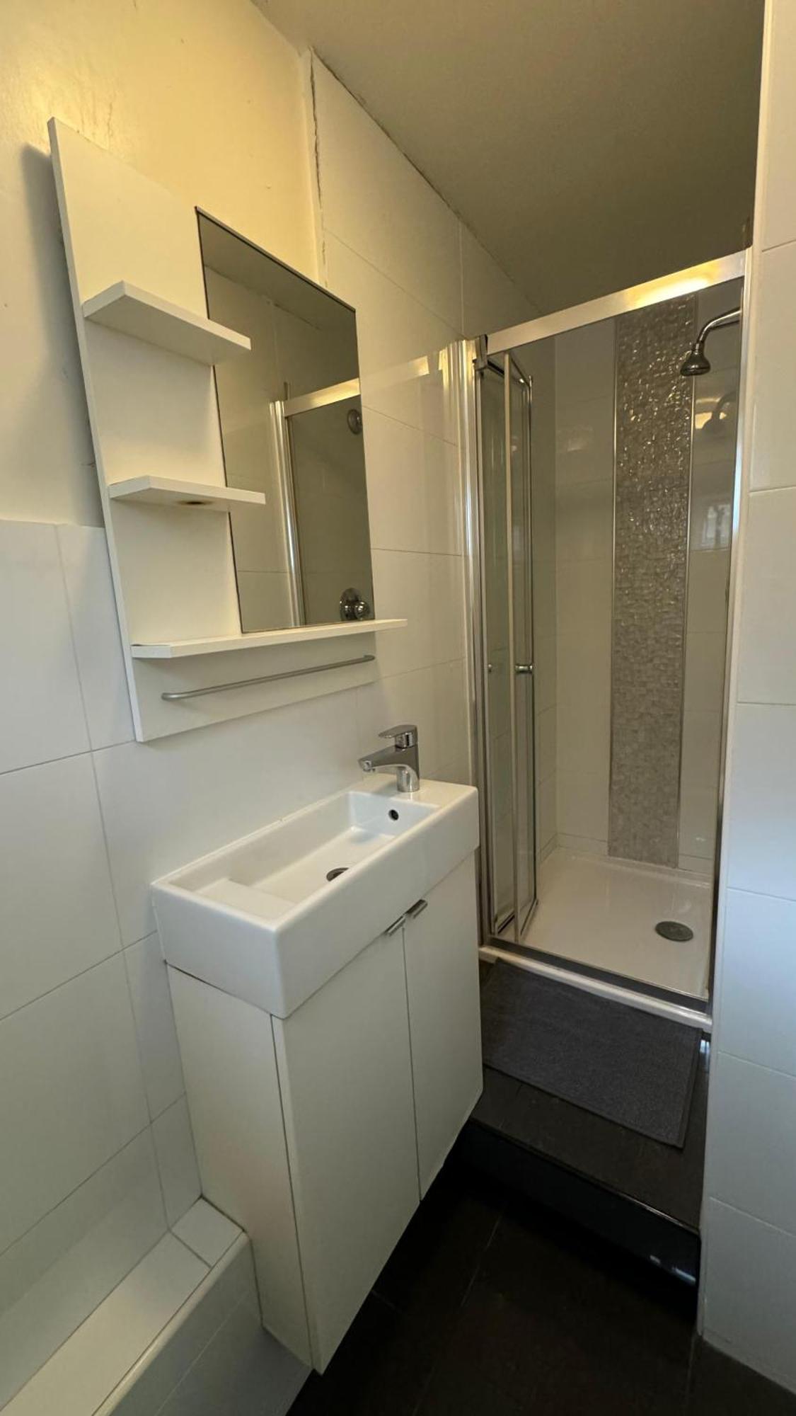 En-Suite Near Everything. Shepherd'S Bush - ロンドン エクステリア 写真