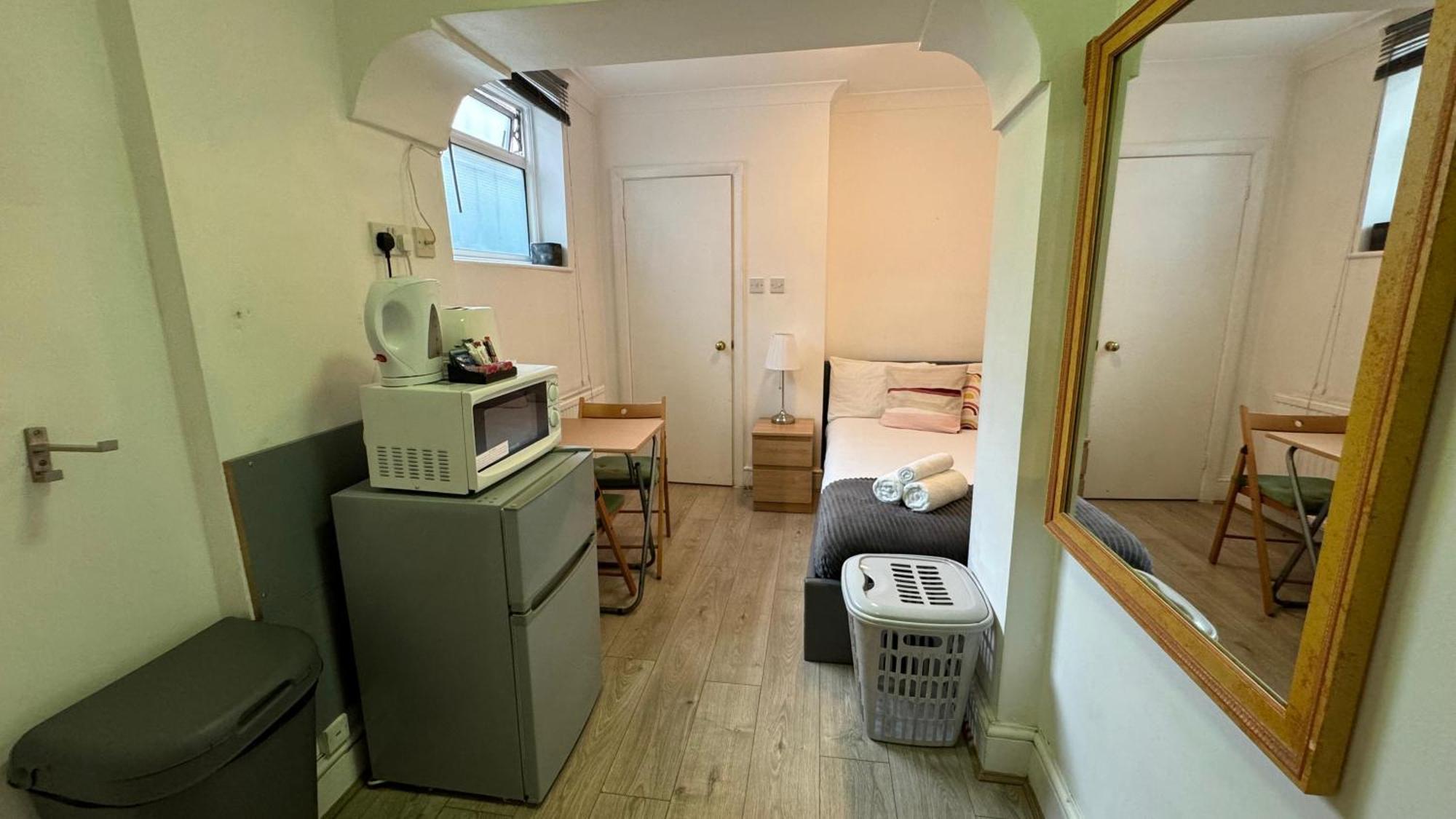 En-Suite Near Everything. Shepherd'S Bush - ロンドン エクステリア 写真